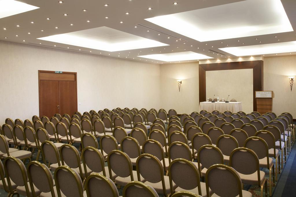 فندق رامادا بلازا باي ويندهام ثراكي أليكسانثيربوليس المظهر الخارجي الصورة A typical conference room